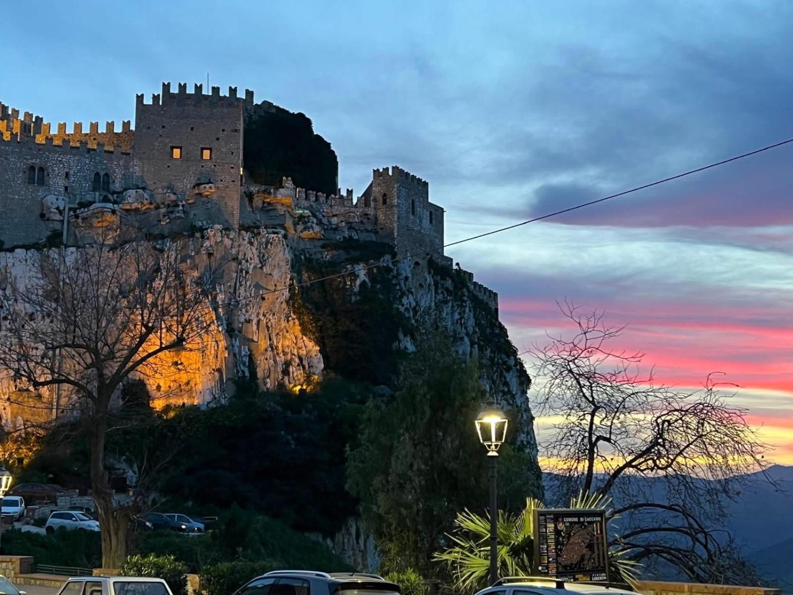 Il Duca House E Holiday Prestige Caccamo Екстер'єр фото